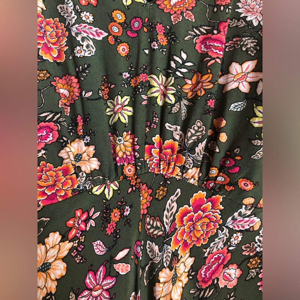 Loft Floral V-Neck Midi Dress in Deep Green - Picture 6 of 8